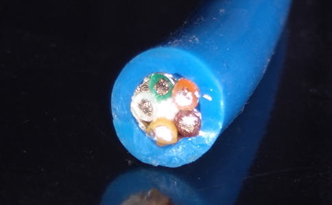 如何選擇高柔性拖鏈電纜型號規格？